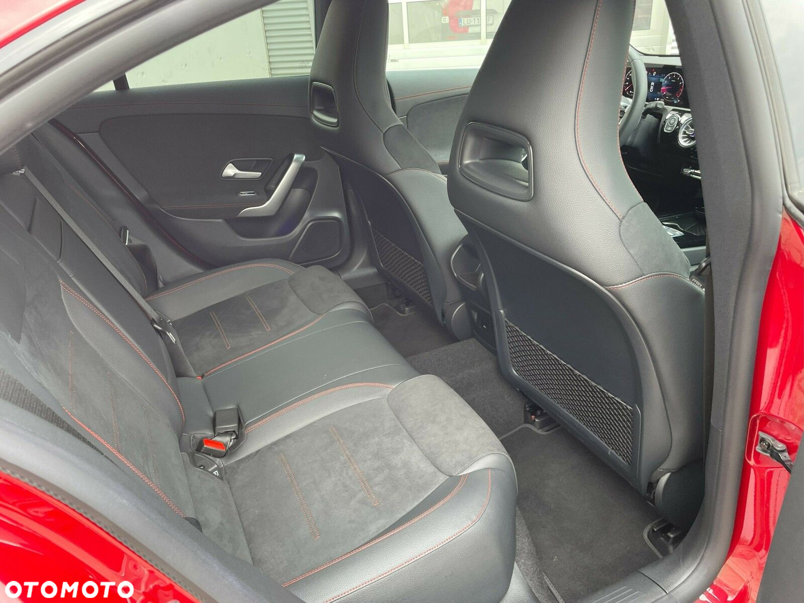 Mercedes-Benz CLA - 8