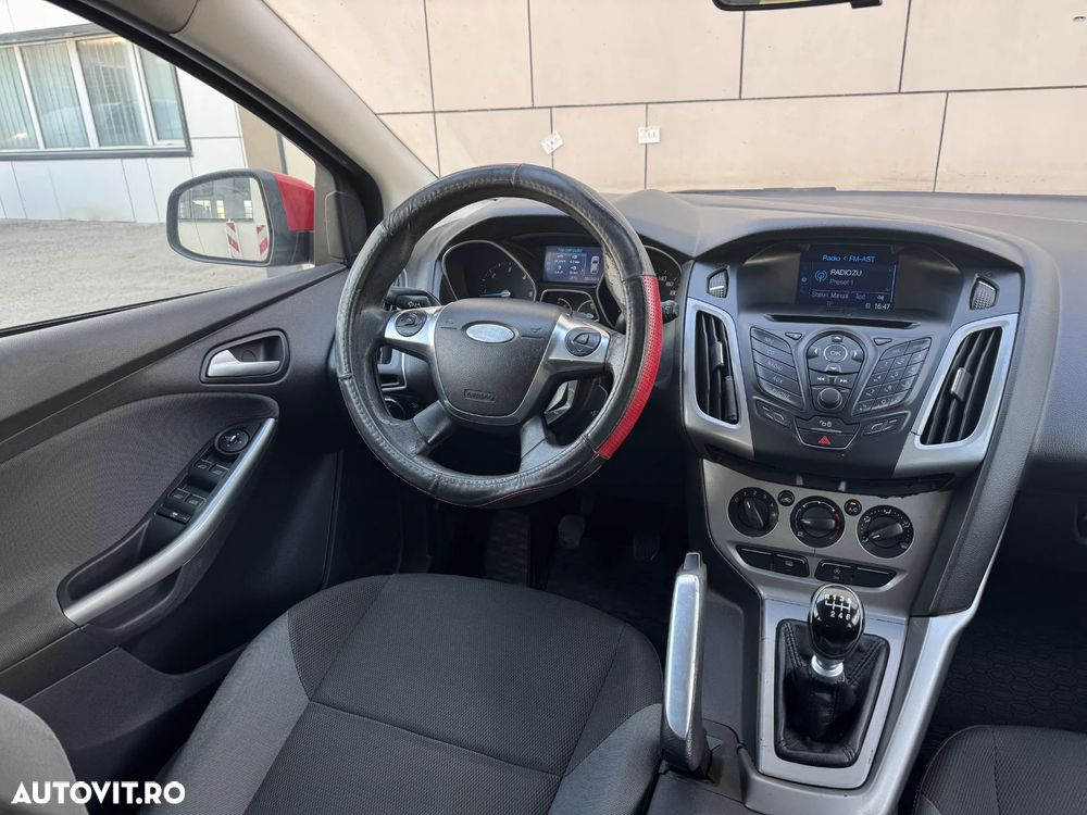 Ford Focus 1.6 TDCI DPF Trend - 9