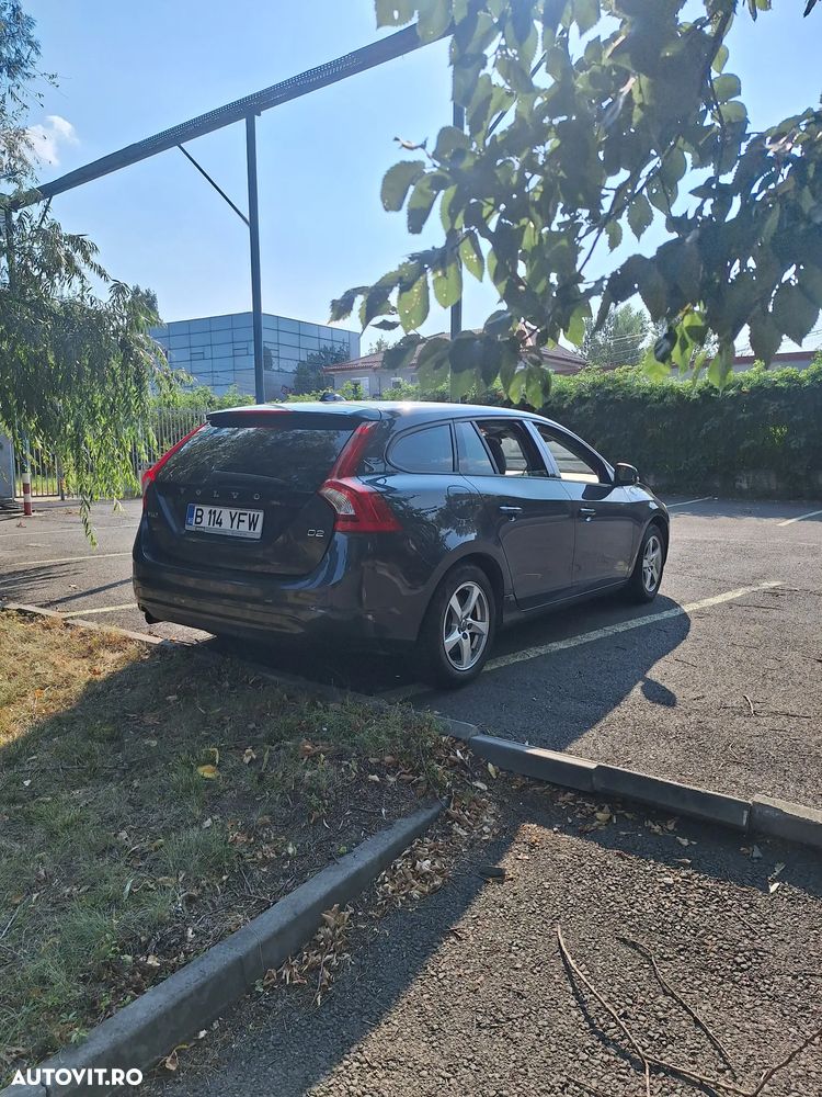 Volvo V60 D2 Start-Stop Kinetic - 11
