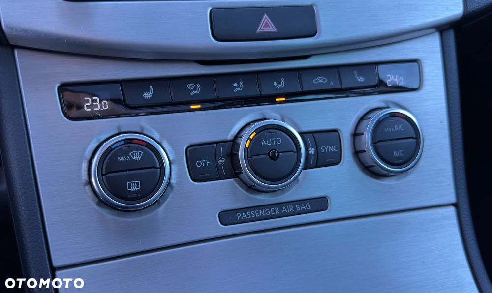 Volkswagen Passat 3.6 V6 4Motion DSG Highline - 26