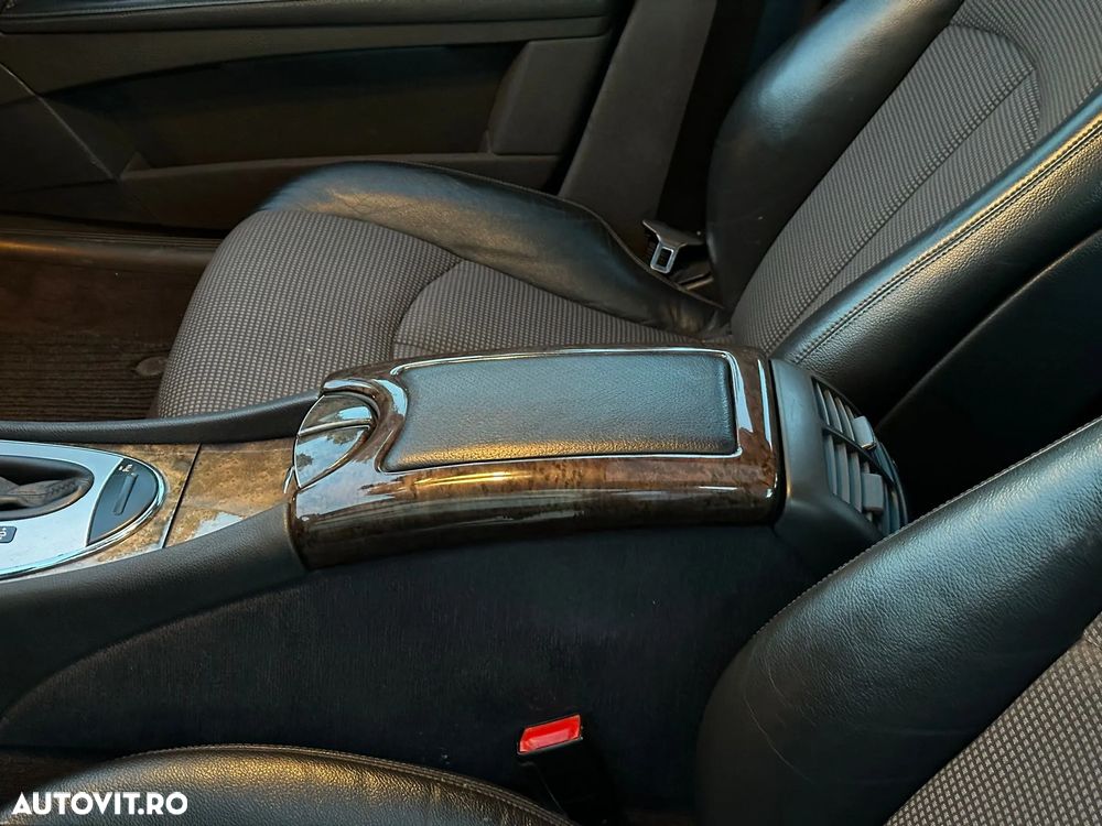 Mercedes-Benz E - 15