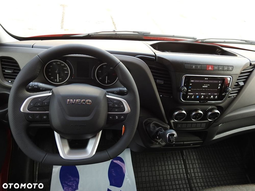 Iveco DAILY NOWY 35S18 CONNECT PLANDEKA 10 PALET WEBASTO KLIMATYZACJA TEMPOMAT NAWIGACJA LEDY ASO  180KM - 30