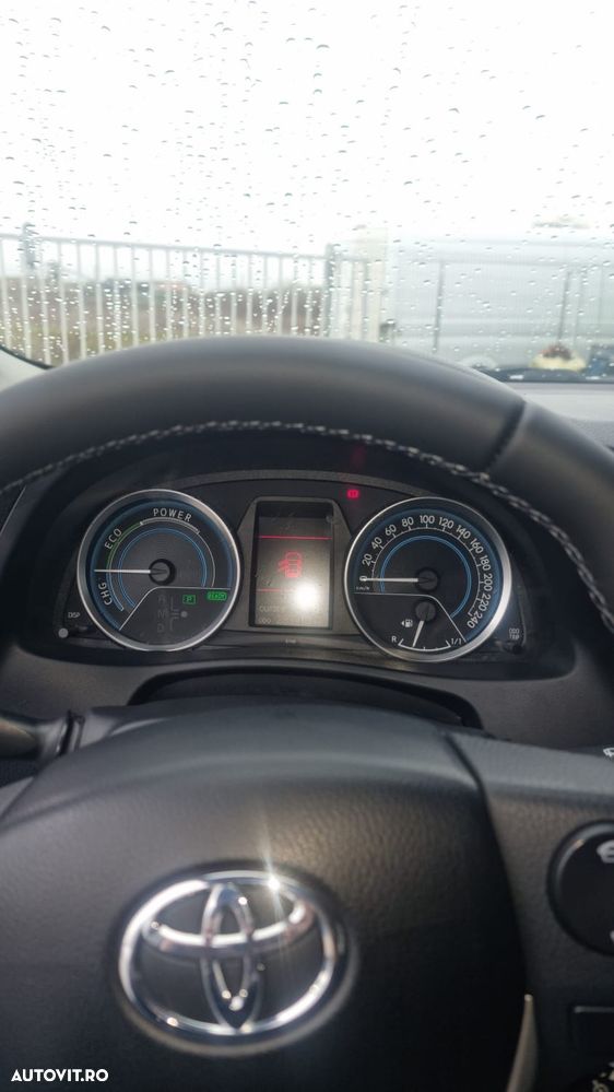 Toyota Auris 1.8 L VVT-i TS Hybrid Sol+ - 7