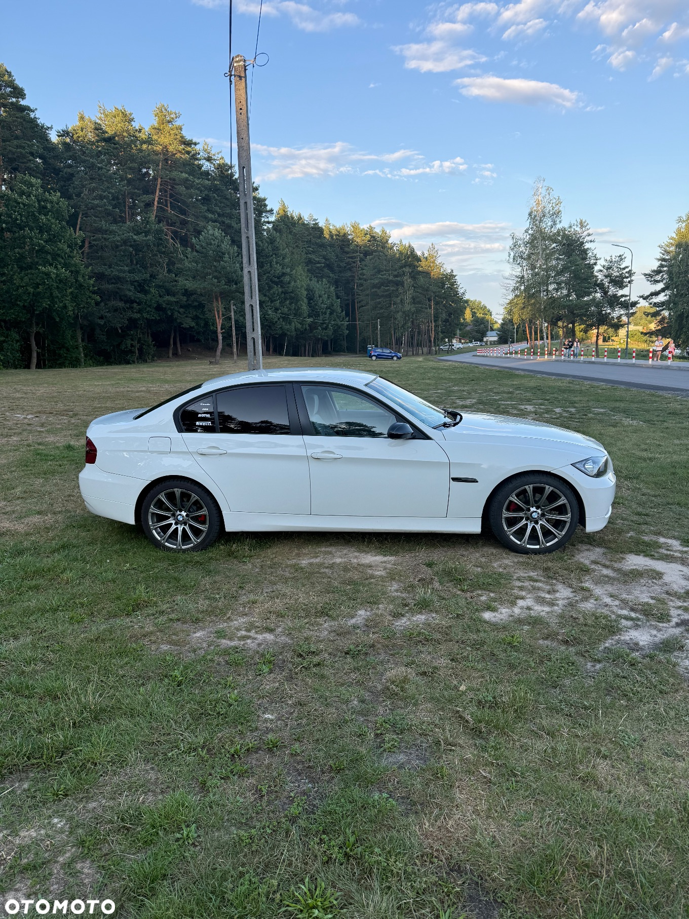 BMW Seria 3 318i - 4