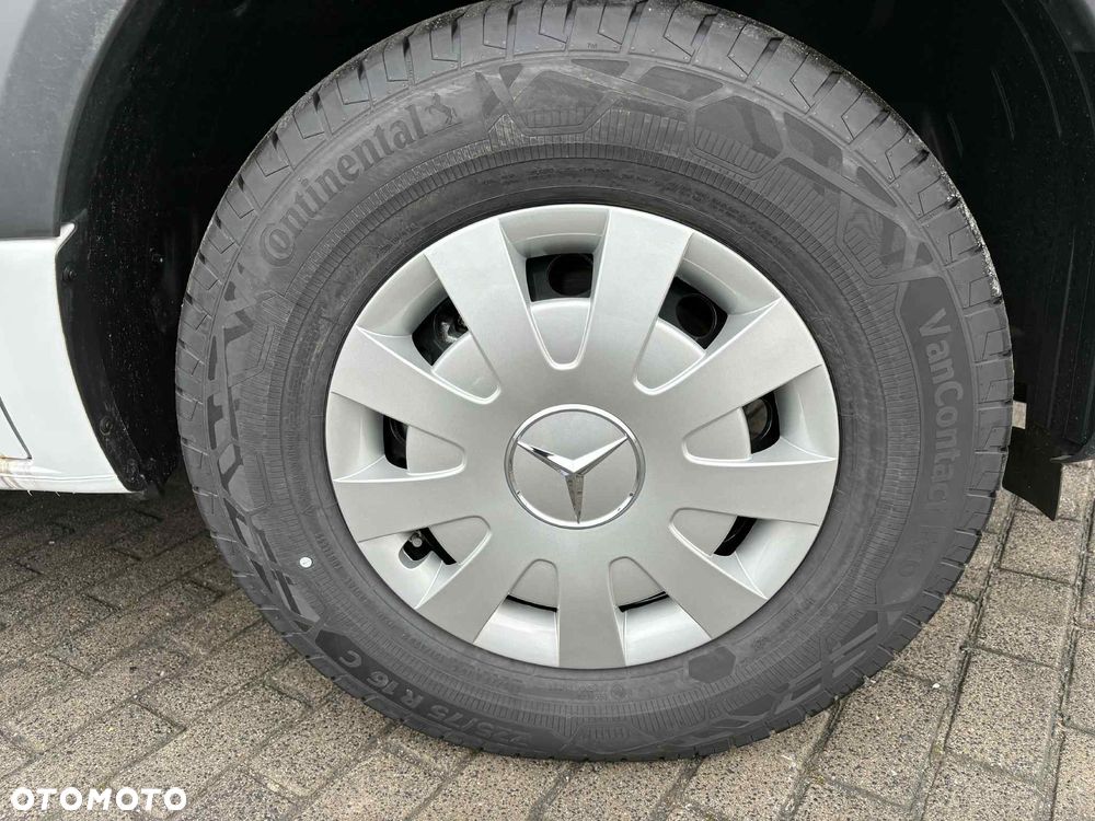 Mercedes-Benz eSprinter - 22