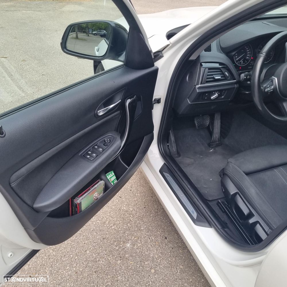 BMW 118 i Pack M Auto - 11