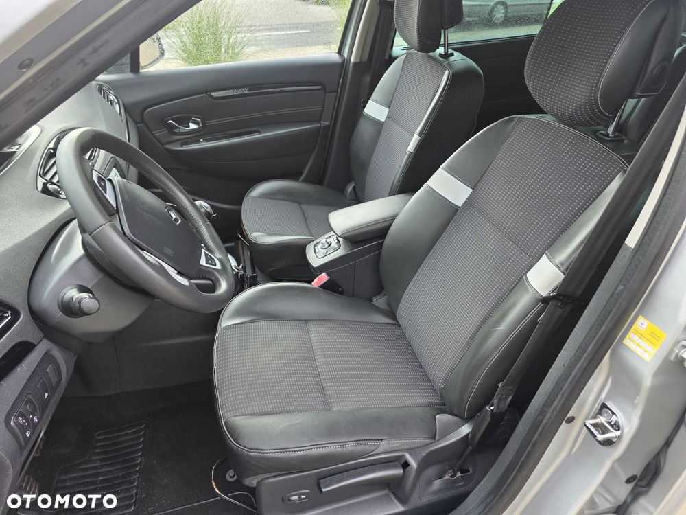 Renault Scenic TCe 130 Dynamique - 14