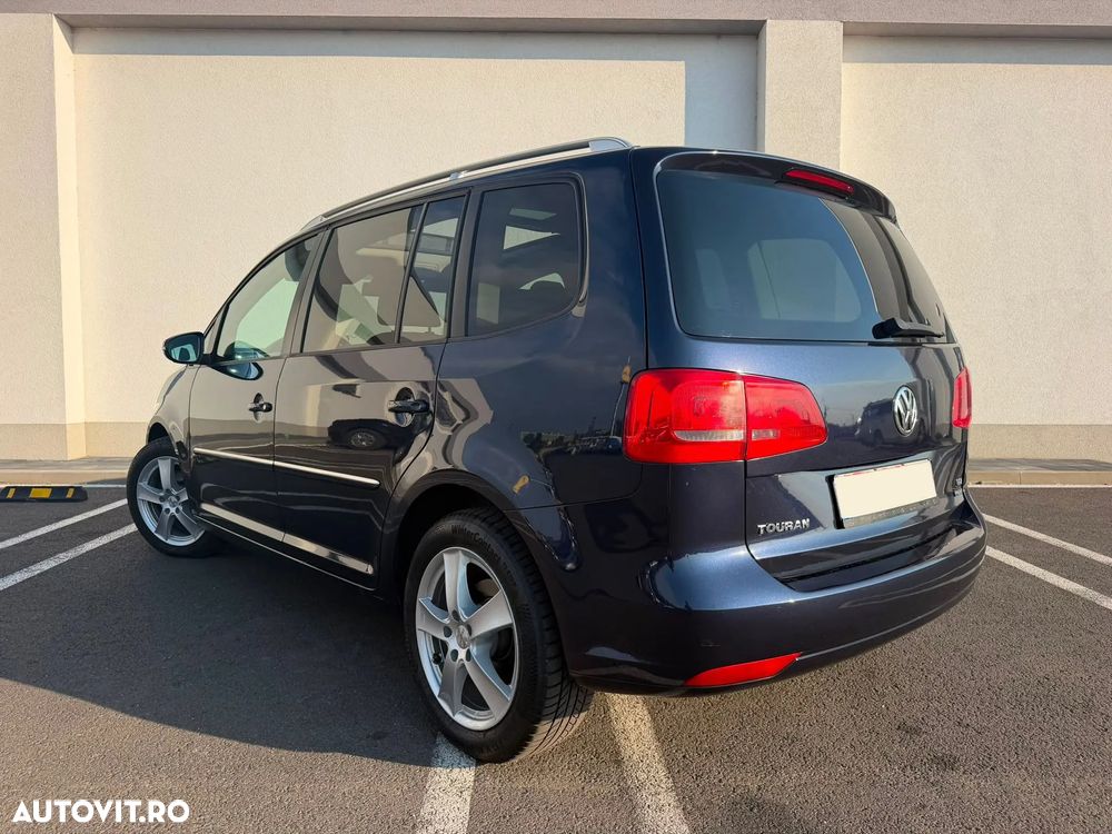 Volkswagen Touran 1.6 TDI DPF BlueMotion Technology Highline - 6