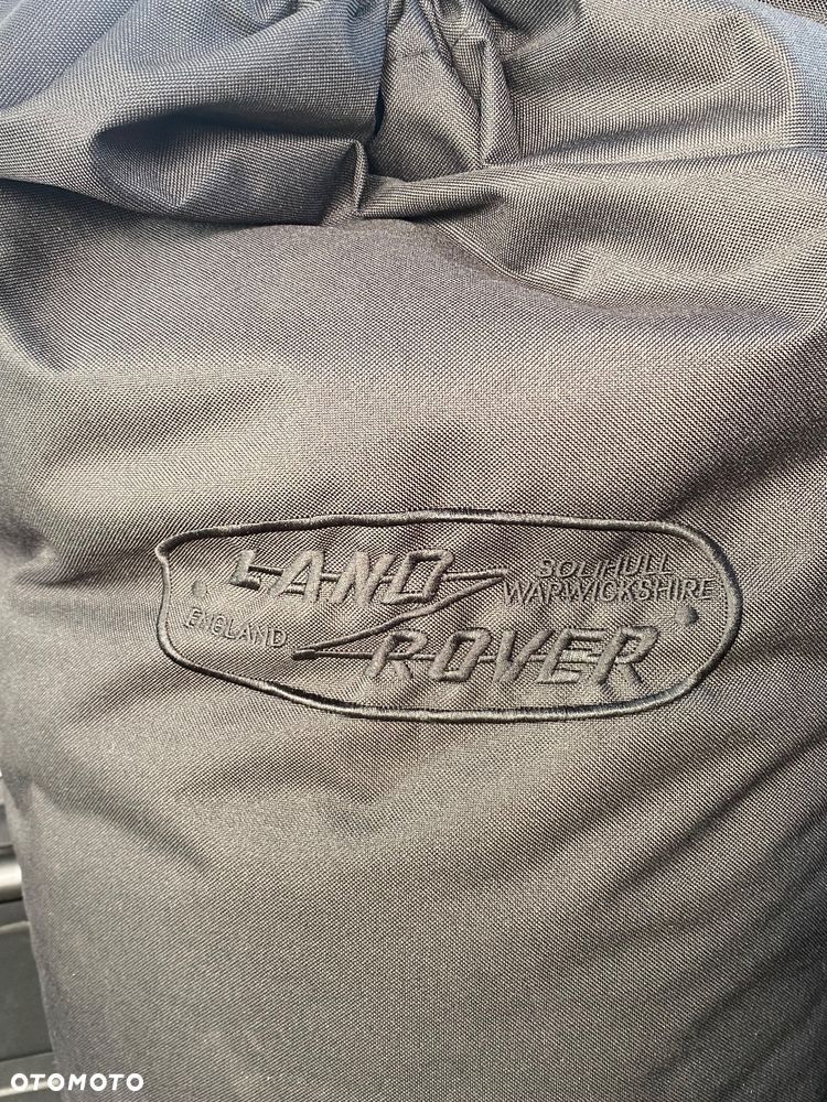 Land Rover Defender - 23