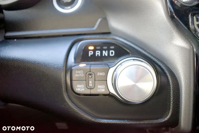 Dodge RAM 1500 5.7 4x4 - 35