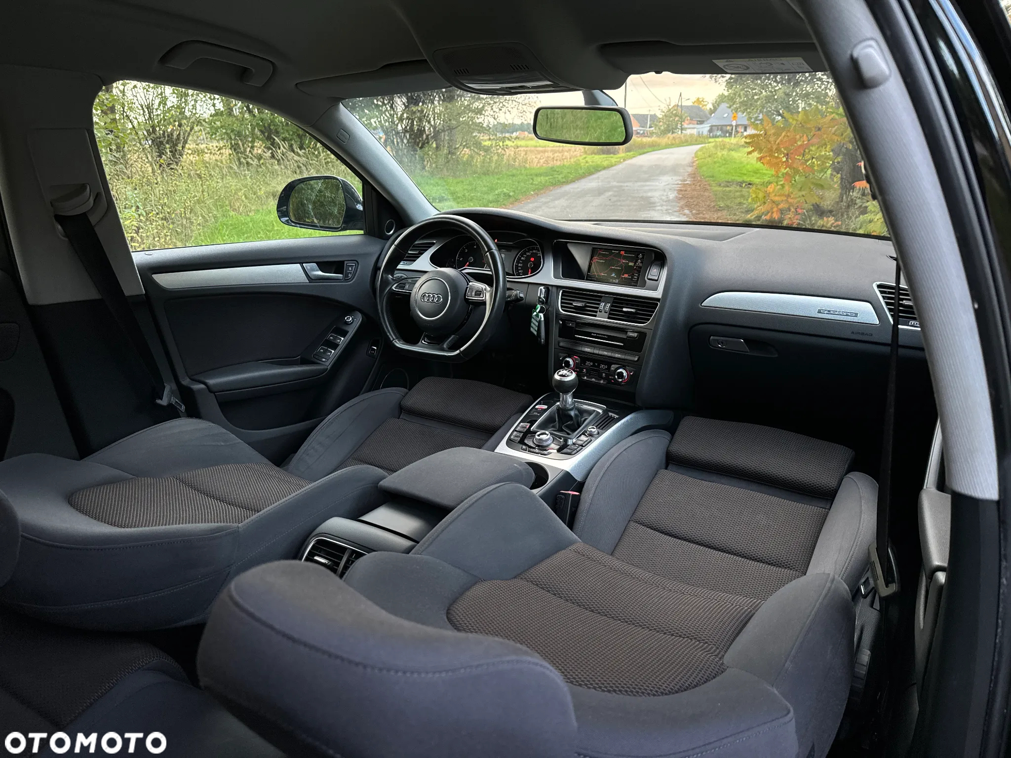 Audi A4 Allroad 2.0 TDI Quattro - 12