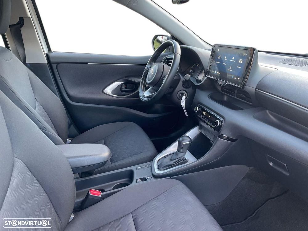 Toyota Yaris - 7