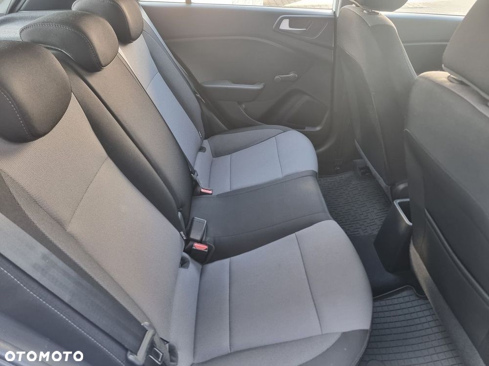 Hyundai i20 1.2 BlueDrive Classic + - 25