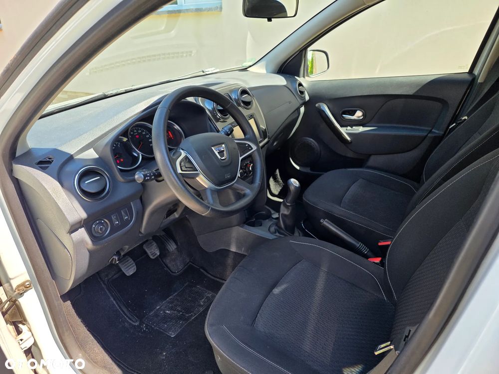 Dacia Sandero TCe 90 S&S Laureate - 13