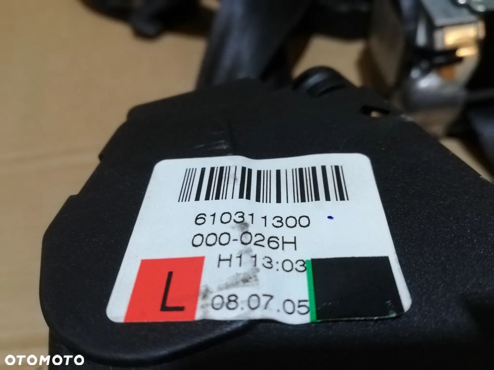 Tył pasy bezpieczeństwa Audi A8 S8 D3 4E 4E0857806D - 3