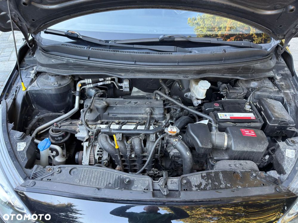 Hyundai i20 1.25 Wersja Jubileuszowa - 16