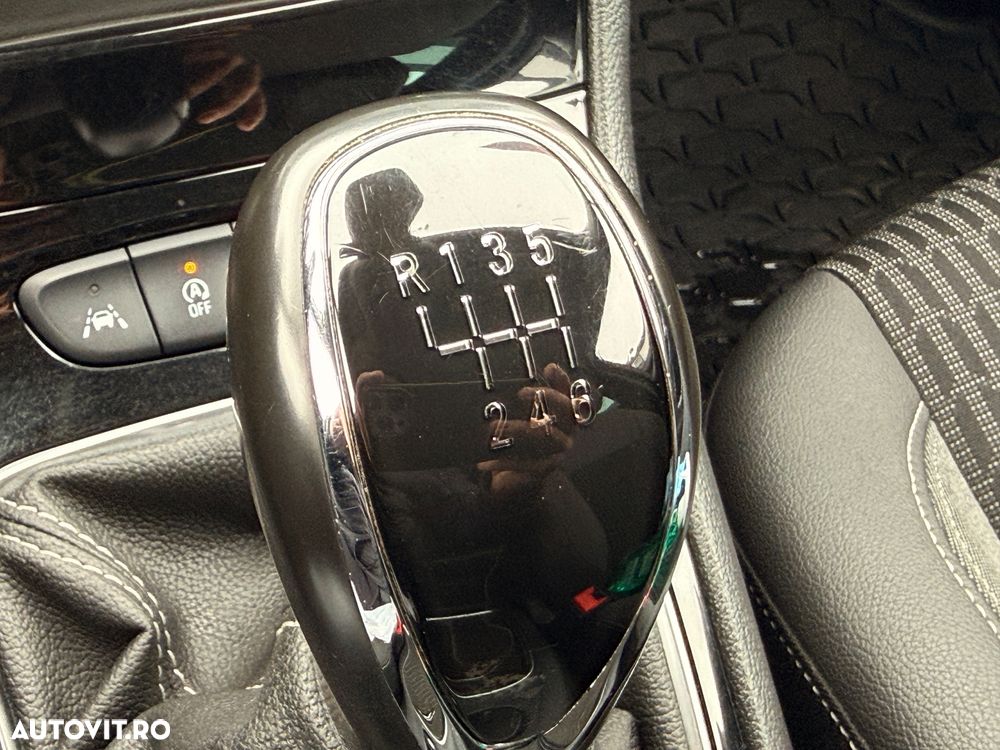 Opel Astra 1.5 D Start/Stop Business Elegance - 23