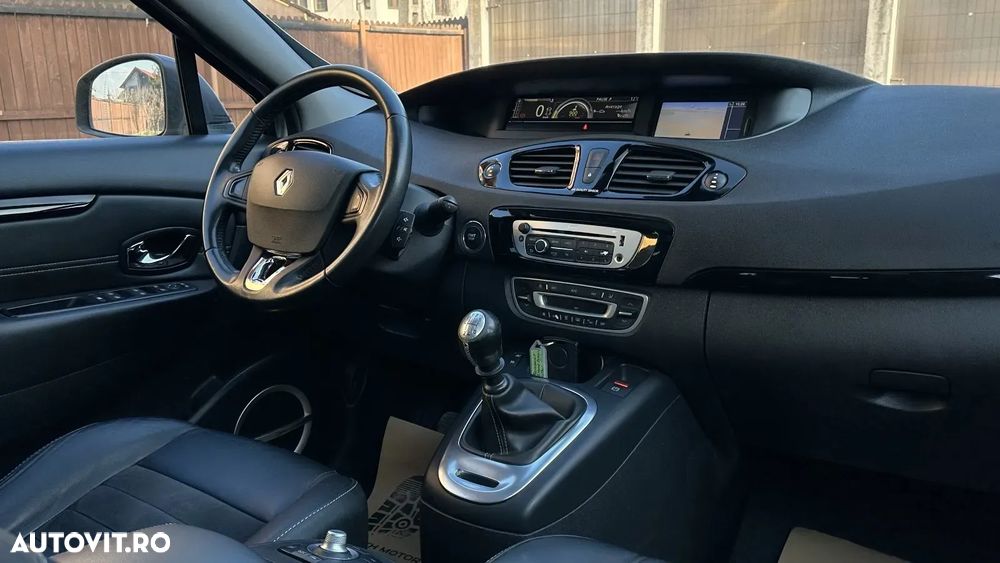Renault Grand Scenic ENERGY dCi 130 Start & Stop Bose Edition - 3