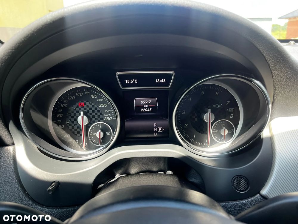 Mercedes-Benz CLA 250 7G-DCT - 7