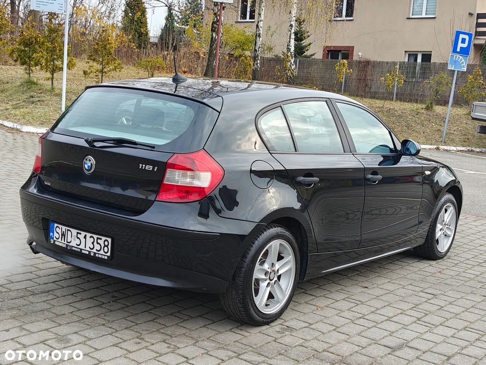 BMW Seria 3 318i - 9