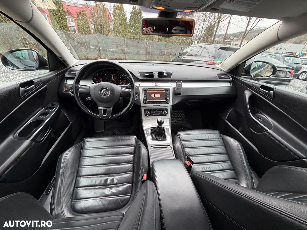 Volkswagen Passat 2.0 TDI Highline DPF - 22