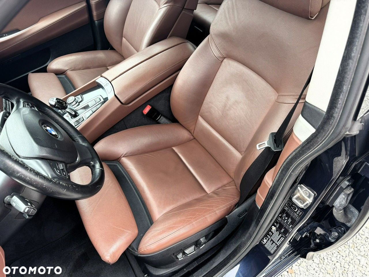 BMW 5GT 535i Gran Turismo - 12