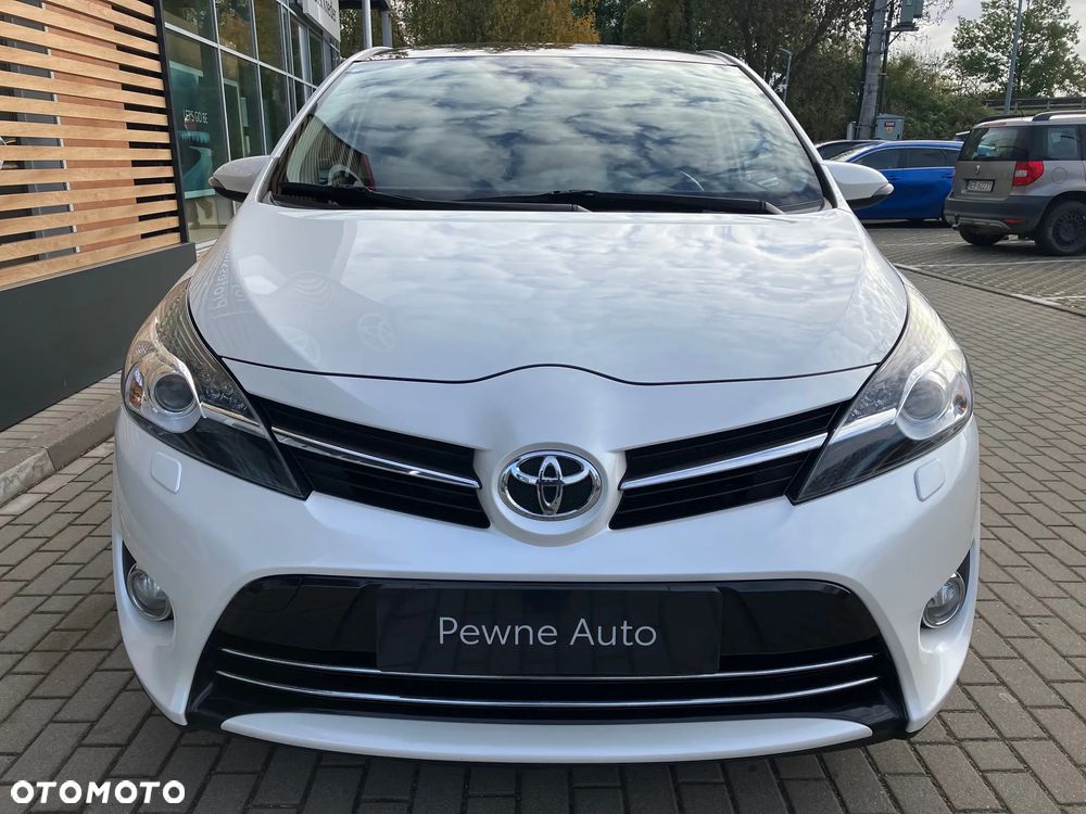 Toyota Verso 1.8 Prestige MS 7os EU6 - 11