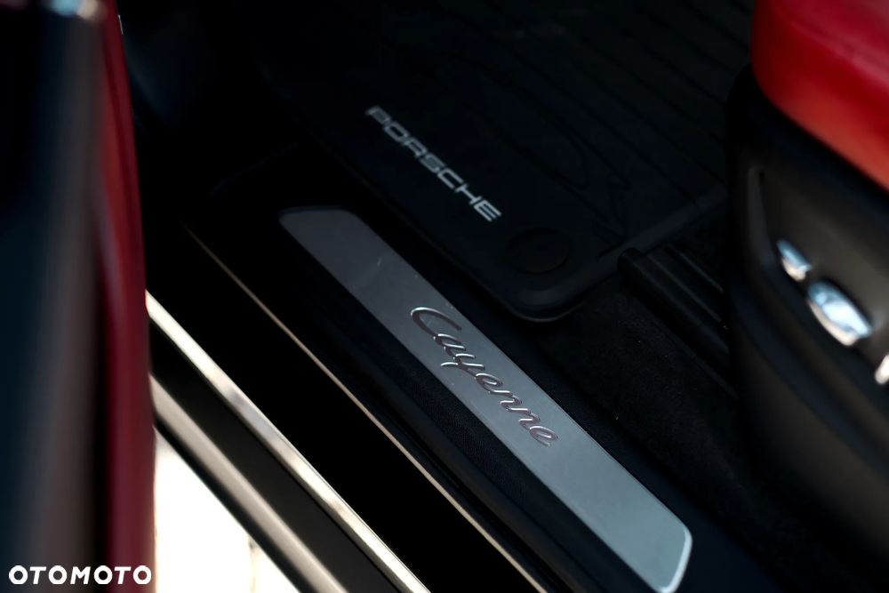 Porsche Cayenne Tiptronic S - 33