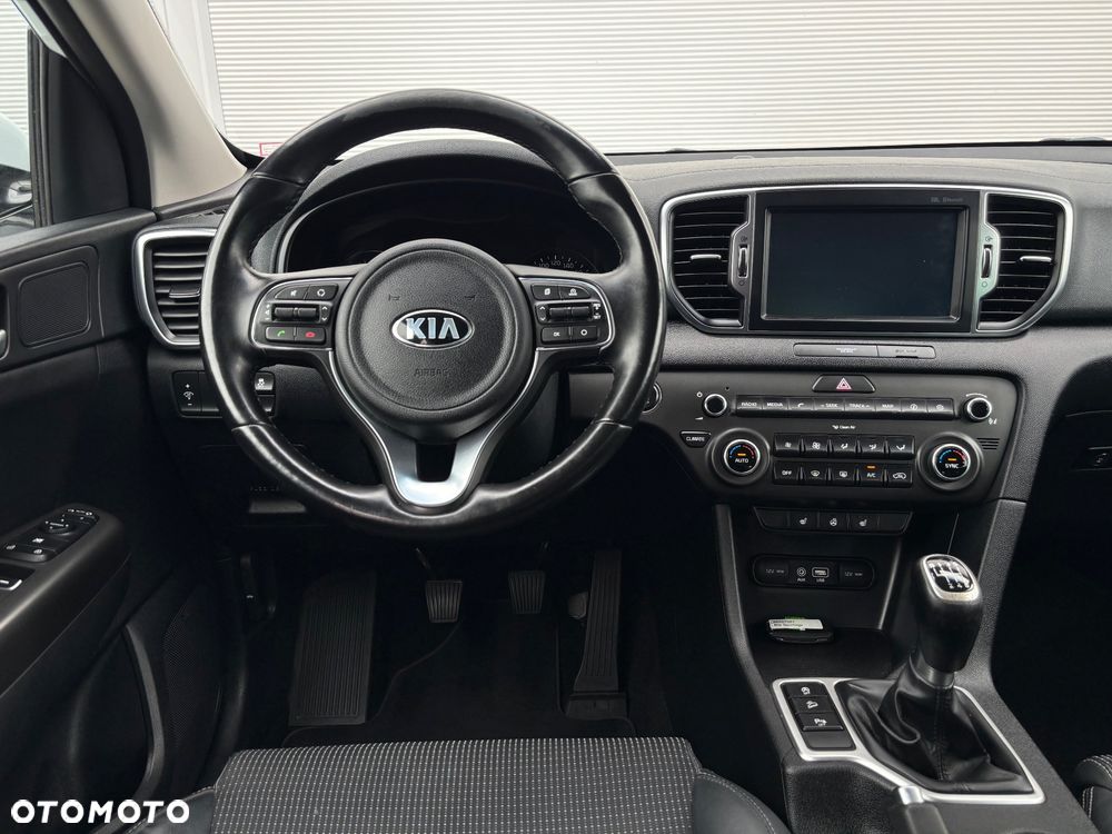 Kia Sportage 1.6 GDI 2WD ISG Spirit - 23