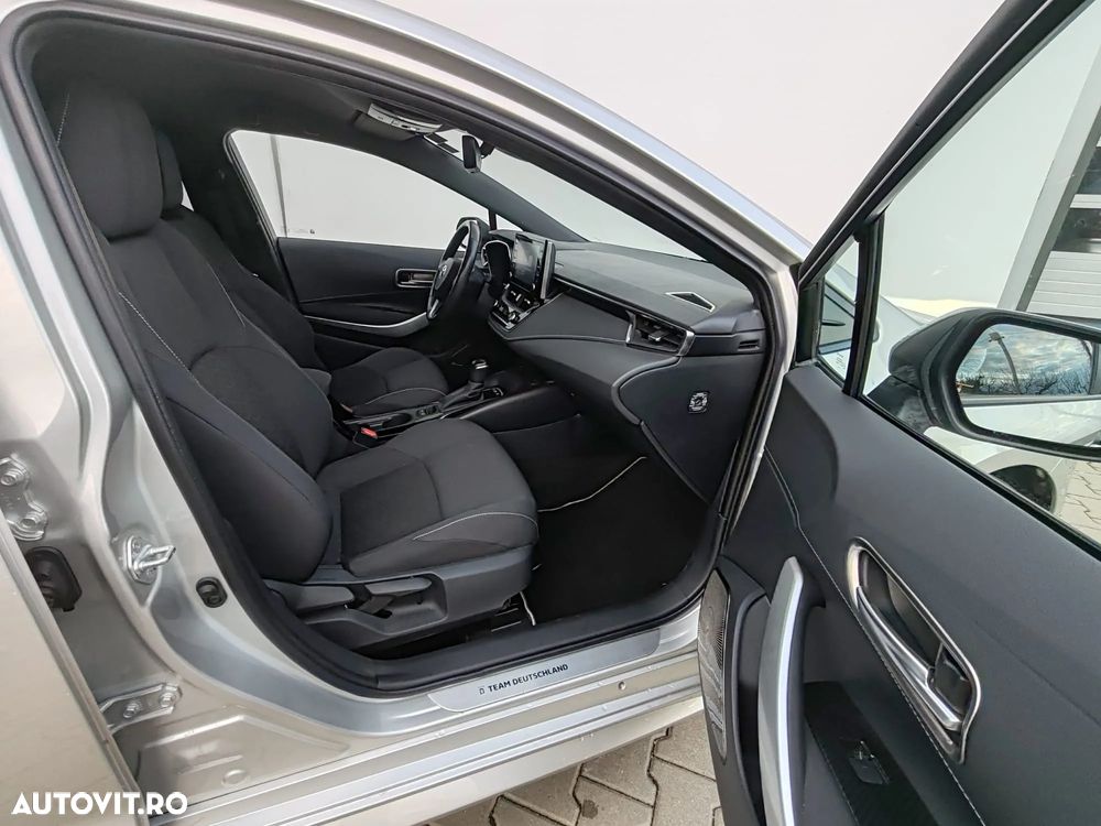 Toyota Corolla 1.8 Hybrid Team Deutschland - 7