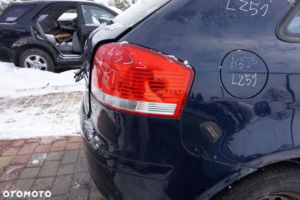 LAMPA TYLNA PRAWA A3 8P 3D HB 8P0945096 AUDI 2003-2008 - 2