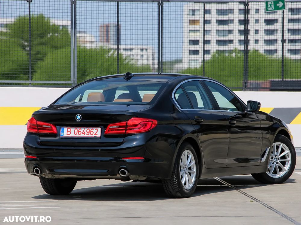 BMW Seria 5 520i AT - 5