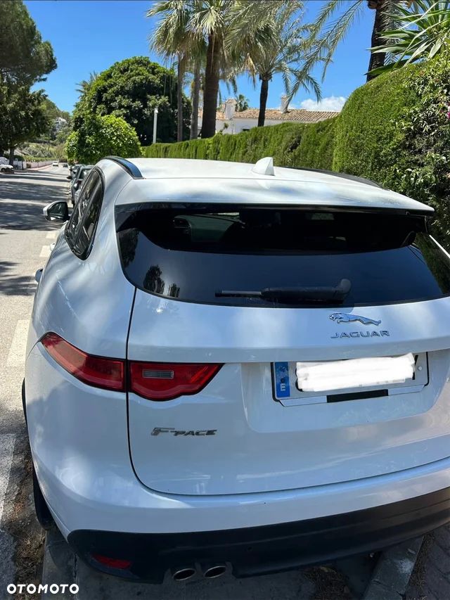 Jaguar F-Pace 2.0 i4D AWD R-Sport - 7