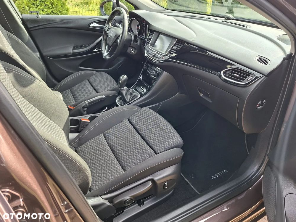 Opel Astra - 9