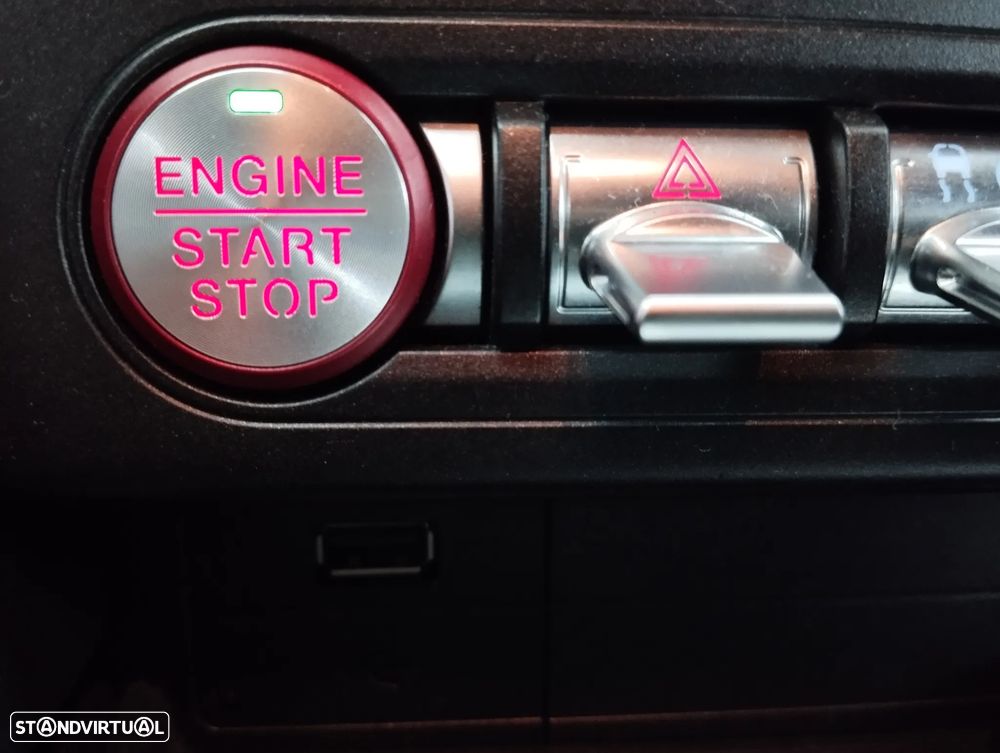 Ford Mustang 2.3i EcoBoost - 46