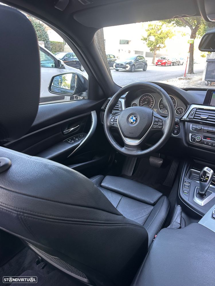 BMW 320 d Aut. Sport Line - 10