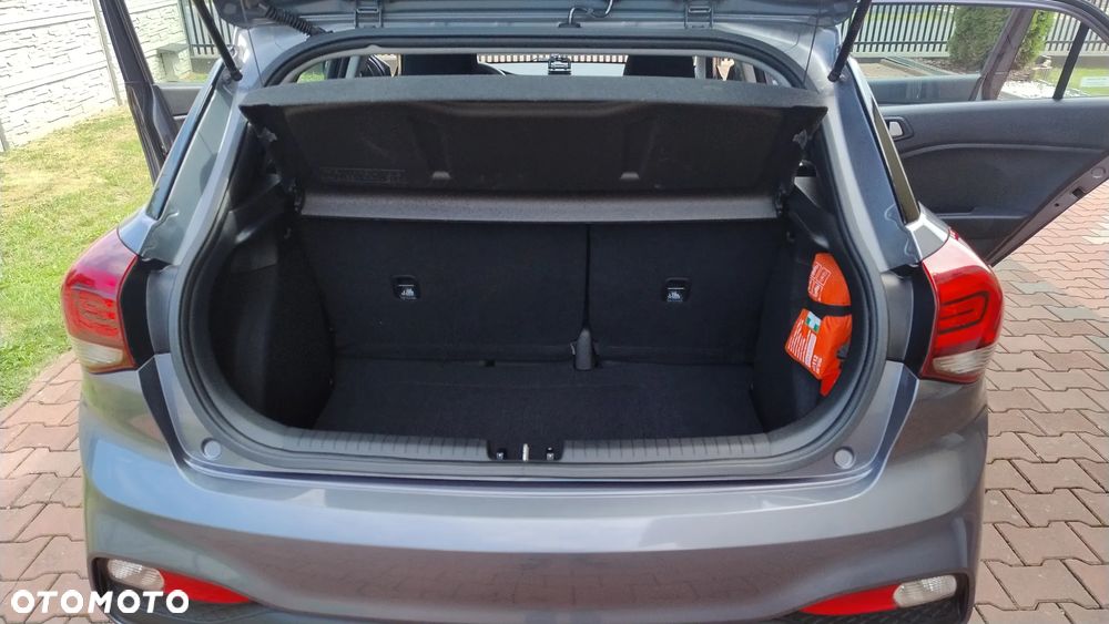 Hyundai i20 1.2 Comfort - 9