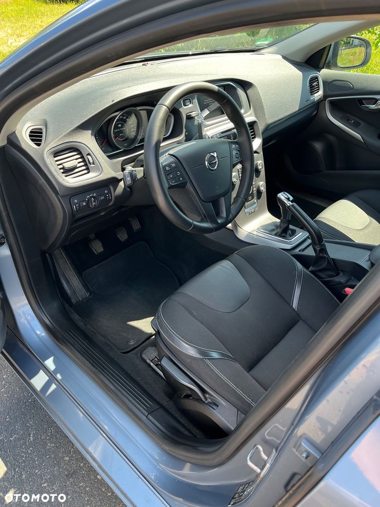 Volvo V40 D2 Kinetic - 10