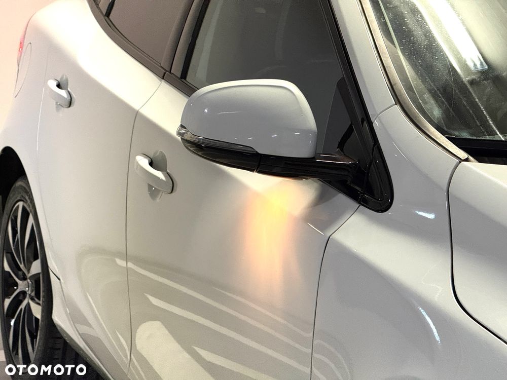 Volvo V40 T3 Geartronic RDesign - 6