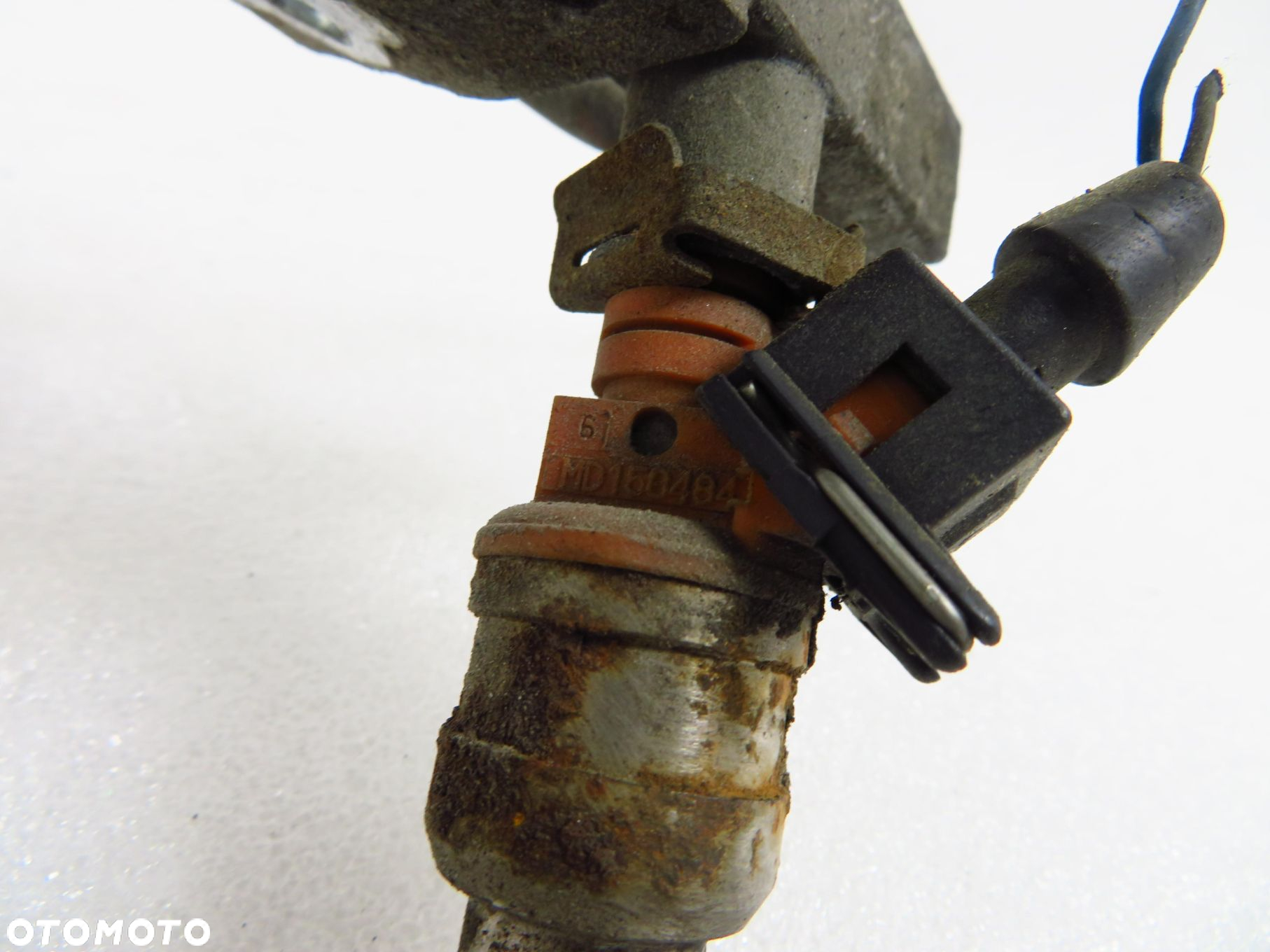 LISTWA WTRYSKOWA CHRYSLER  VOYAGER III 3.0  MD150484 - 4
