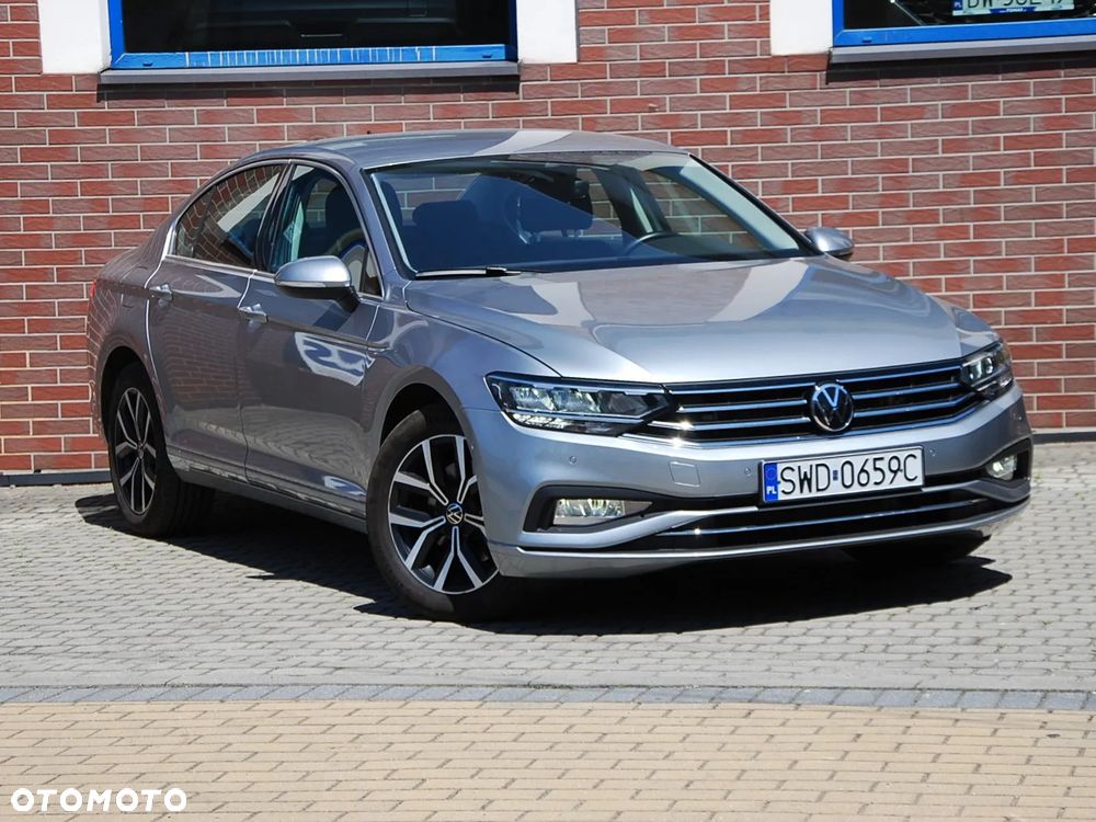 Volkswagen Passat 2.0 TSI Business DSG - 24