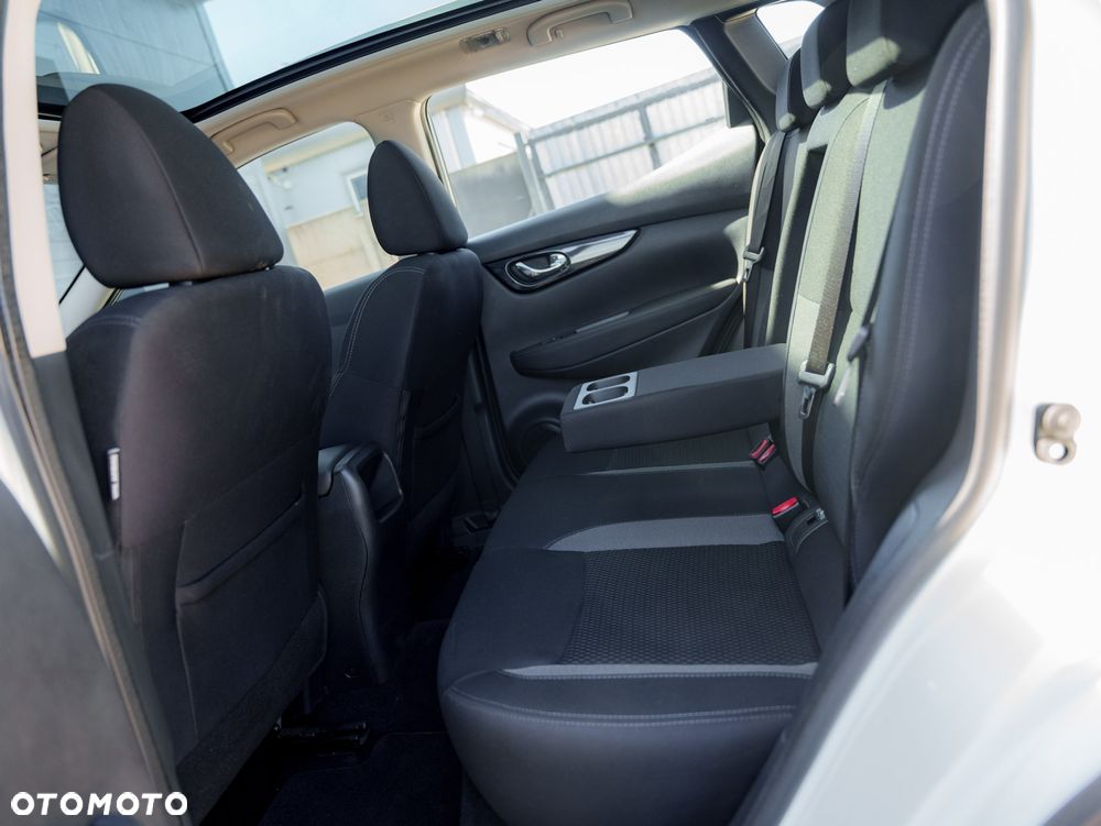 Nissan Qashqai 1.5 dCi N-Tec - 14