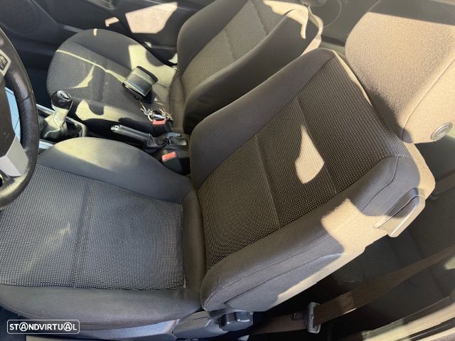 Opel Astra GTC 1.4 - 15