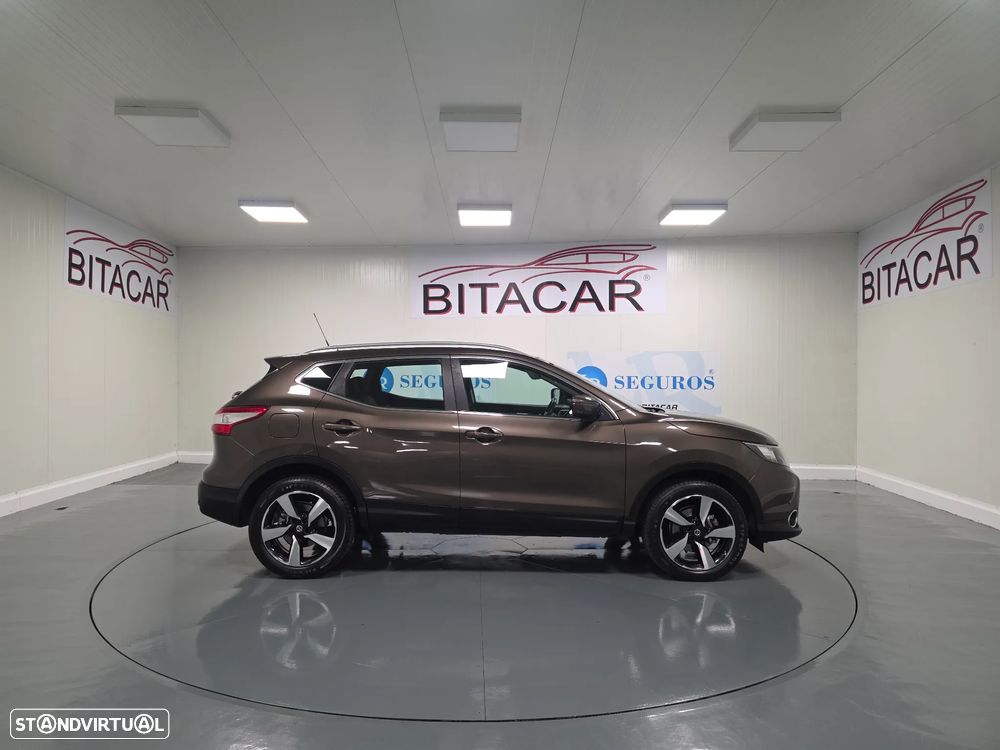 Nissan Qashqai 1.5 dCi N-Connecta Led - 24
