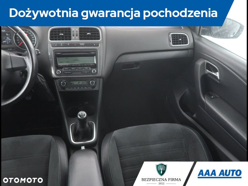 Volkswagen Polo - 9