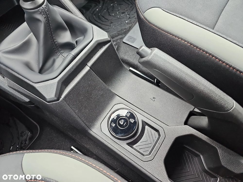 Dacia Duster 1.2 TCe mHEV Extreme 4x4 - 26