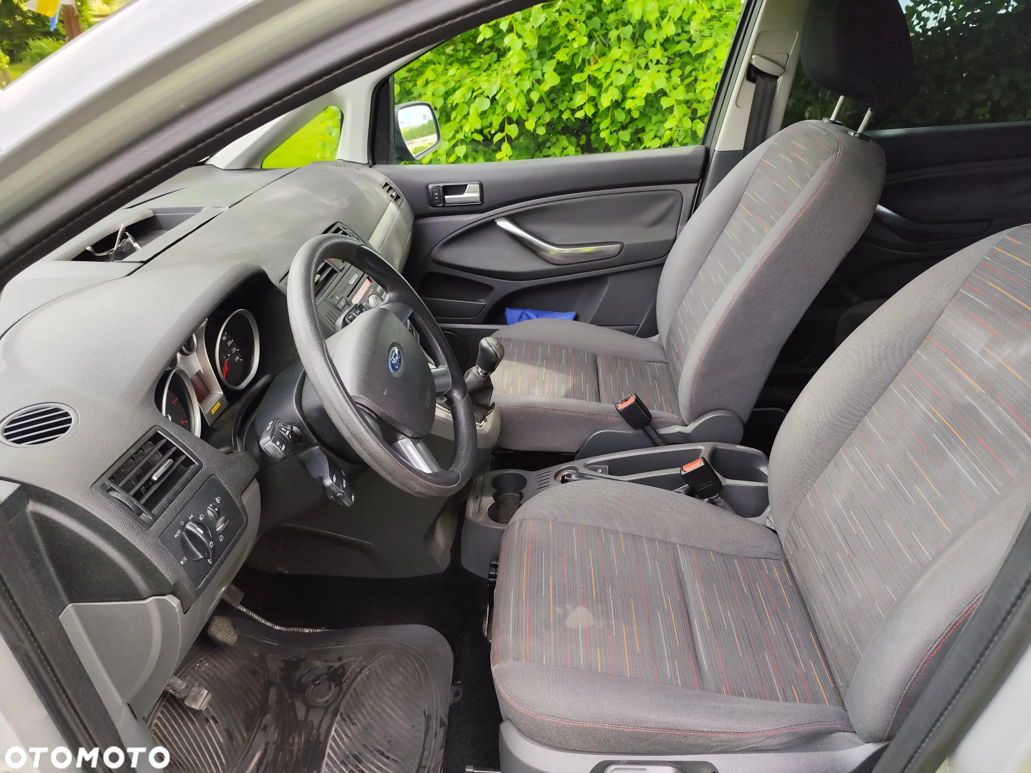 Ford C-MAX 1.6 TDCi Amber X - 12