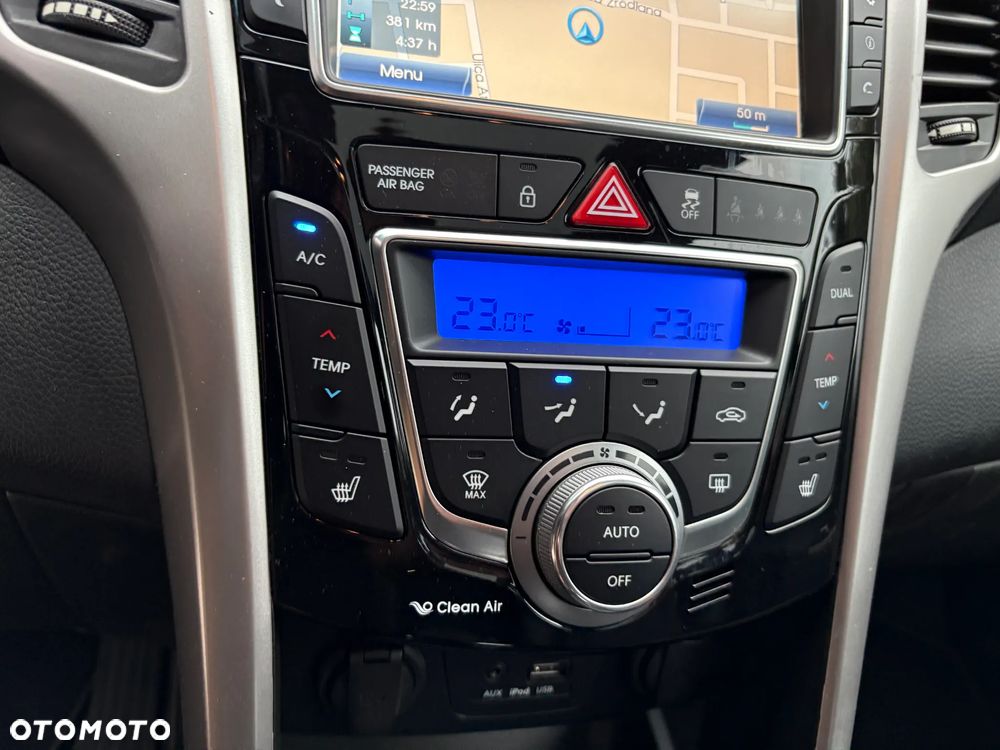 Hyundai i30 1.6 GDI Premium - 18