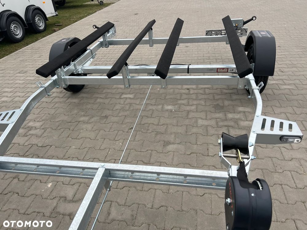 Lorries PP13 -6025 L na 2 skutery wodne - 8