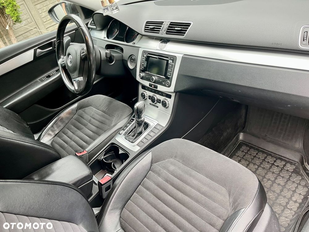 Volkswagen Passat 2.0 TDI Highline DSG - 18